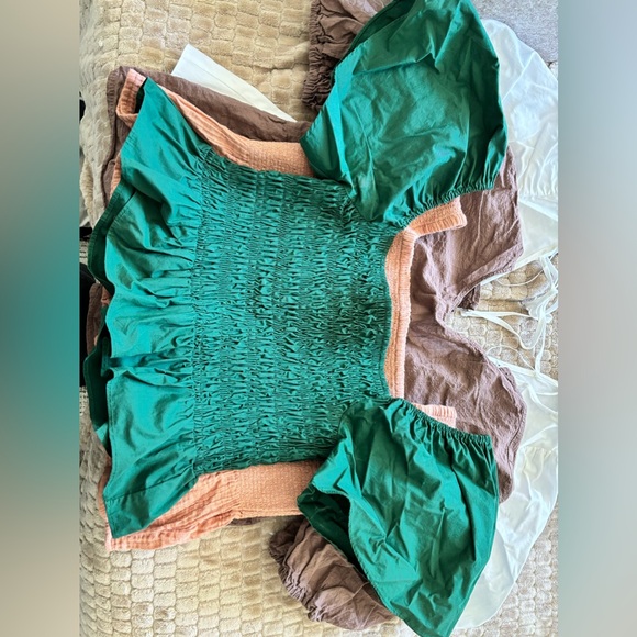 Women’s Tops - Medium Size - VGUC - Picture 5 of 9